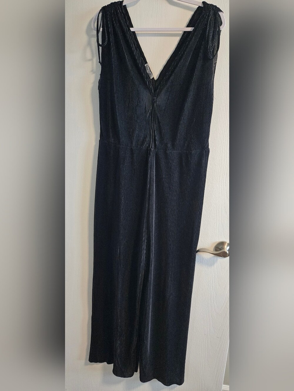 Dex Black V-Neck Sleeveless Jumpsuit